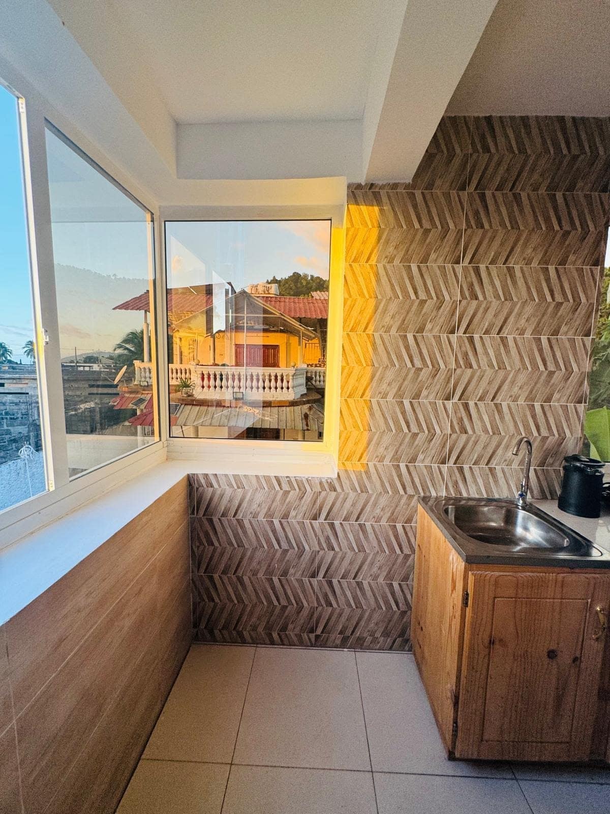 Kitchenette équipée d'un appart-hôtel